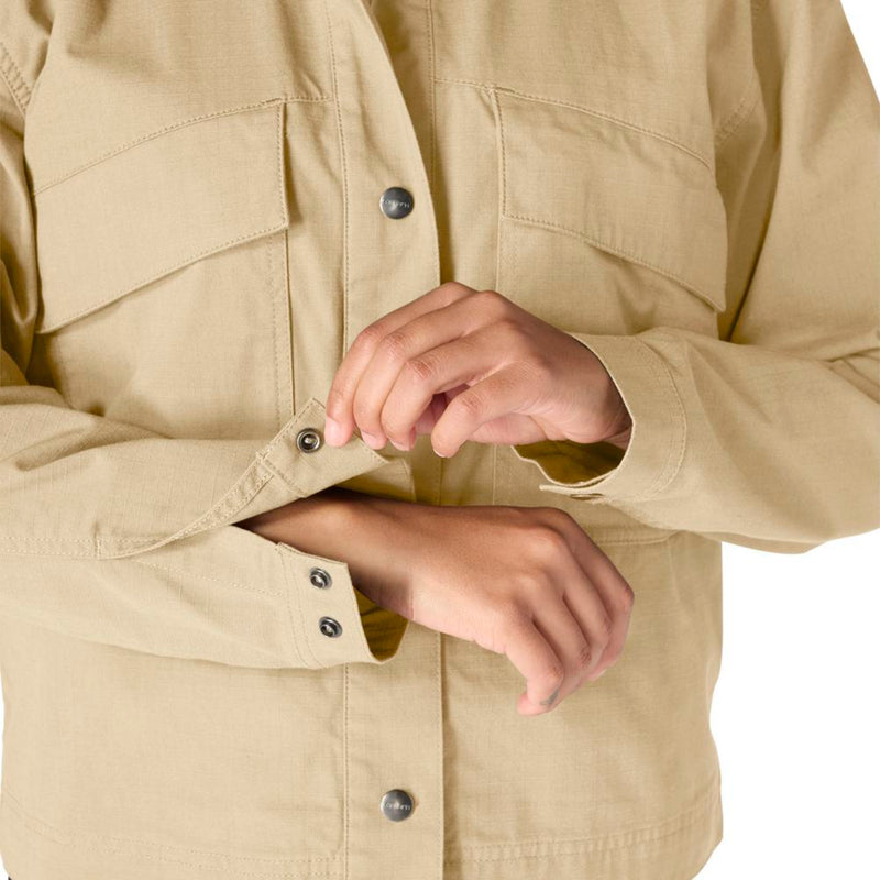 Load image into Gallery viewer, Close-up of a person wearing a beige jacket with buttons, on a white background
