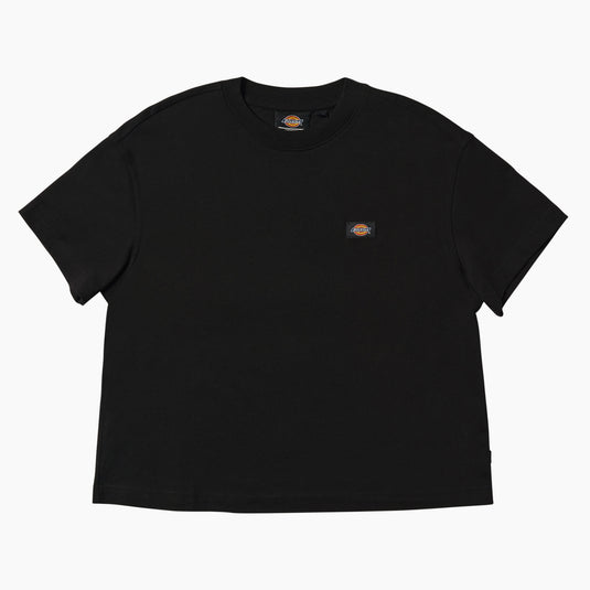 A black Women's Oakport Short Sleeve T-Shirt features a boxy, cropped fit that pairs perfectly with high-rise shorts or jeans.