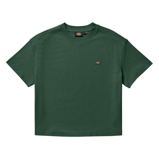The front of a pine needle green Women's Oakport Short Sleeve T-Shirt features a boxy, cropped fit that pairs perfectly with high-rise shorts or jeans.