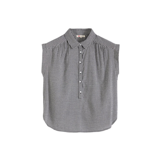 Levi's Women's Londyn Short Sleeve Popover sleeveless top features a classic point collar with a button-up front and an easy relaxed fit.