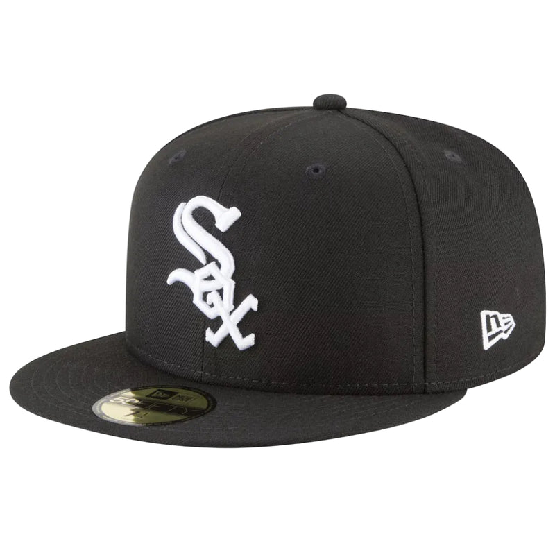 Load image into Gallery viewer, New Era 59Fifty fitted black cap with MLB team Chicago White Sox logo in white on the front center of crown. 

