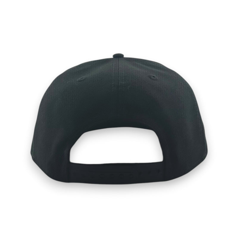 Load image into Gallery viewer, Black cap on a white background

