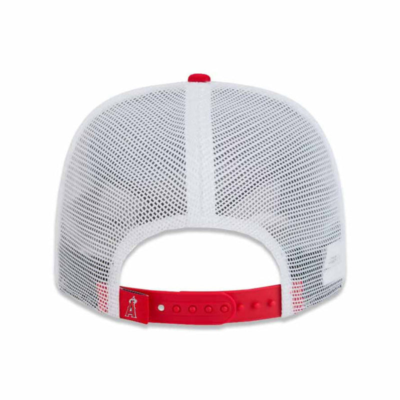 Load image into Gallery viewer, Back view of a white mesh cap with red accents on a white background
