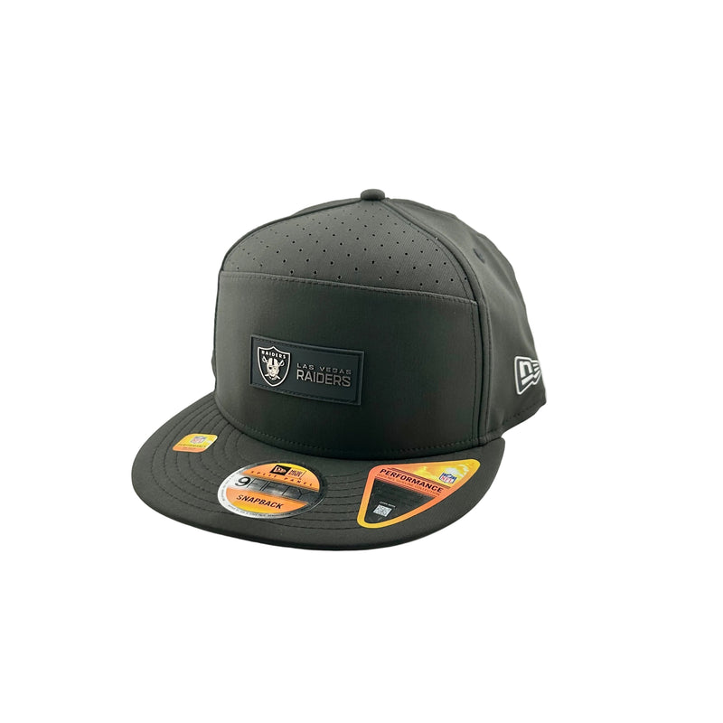 Load image into Gallery viewer, New Era Raiders Sideline '25 Snapback - Black - Front
