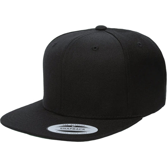 Black 6-panel snapback cap 