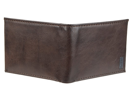 Levi's RFID Moore Traveler Wallet - Back
